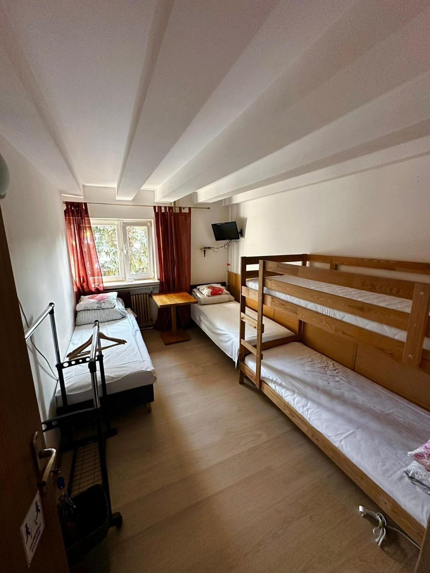 Hostel Tolek وارسو المظهر الخارجي الصورة